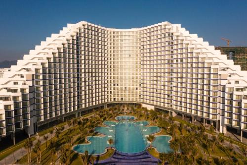 Cam Ranh Apartment | Condotel Arena Beach Near the Airport