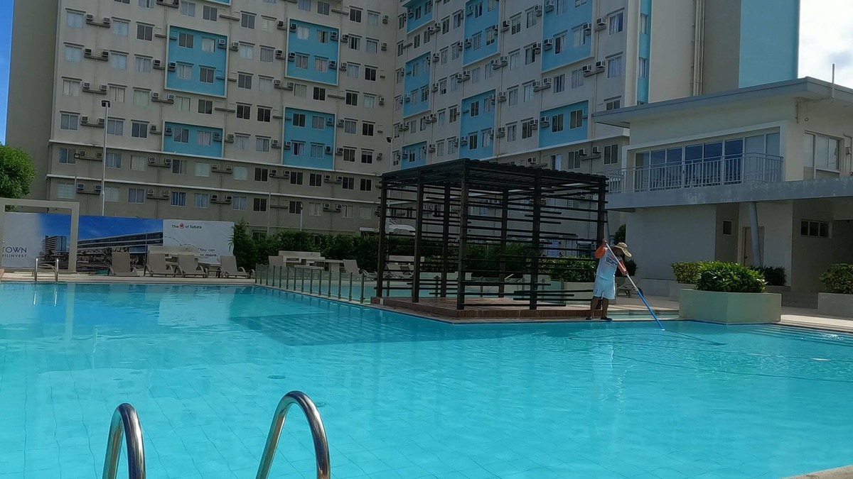 Dumaguete Condo | Condotel DC the heart of nightlife actions