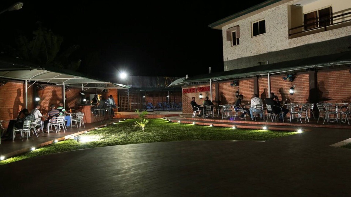 Sagamu Hotel | Conference Hotel and Suites