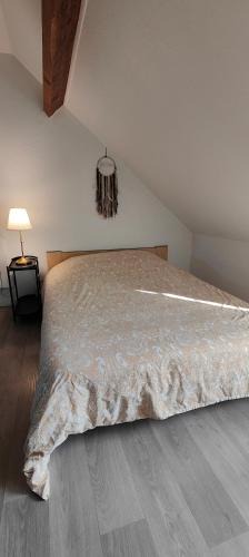Ecartelee-Bonabry-Orieres-Paron Apartment | confort et tranquillité à Fougères - studio tout équipé