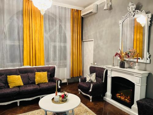 Iasi Villa | Confort Luxury Center Villa- langa Mitropolie si Palas