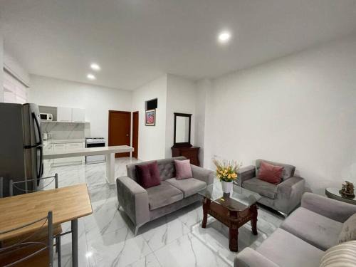 Machala Apartment | Confortable Apartamento # 2 planta baja