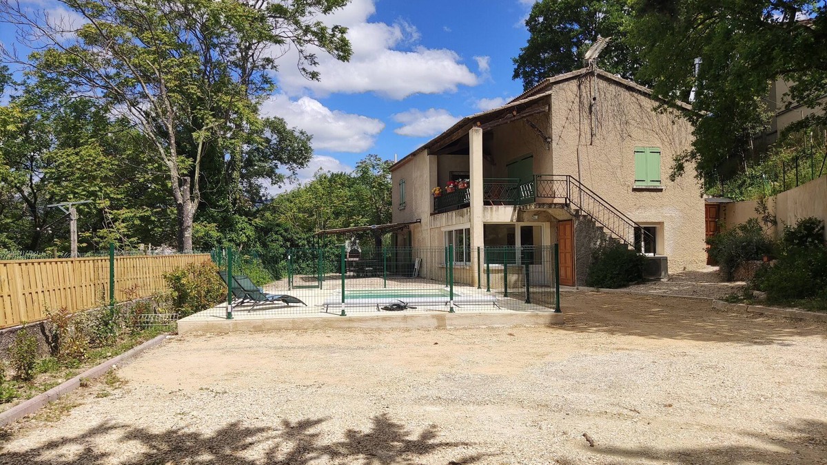 Ansouis Villa | Confortable house