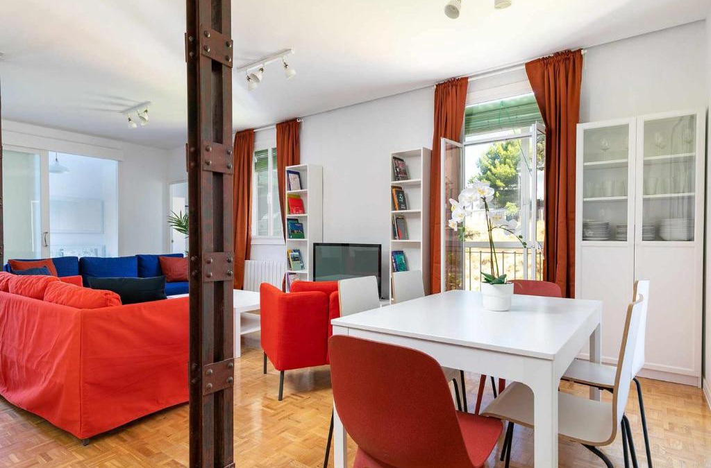 Jeronimos Apartment | Confortable piso 3 habitaciones en Retiro Atocha