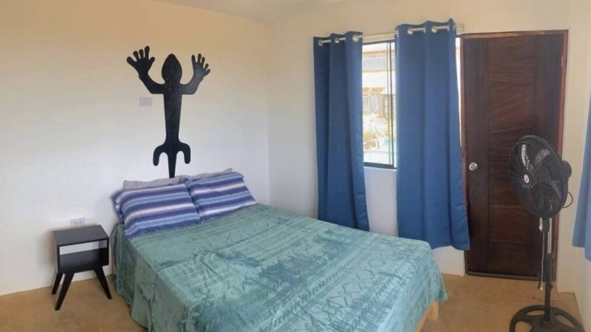 Lobitos House | Confortable room with the best beach view in all Lobitos