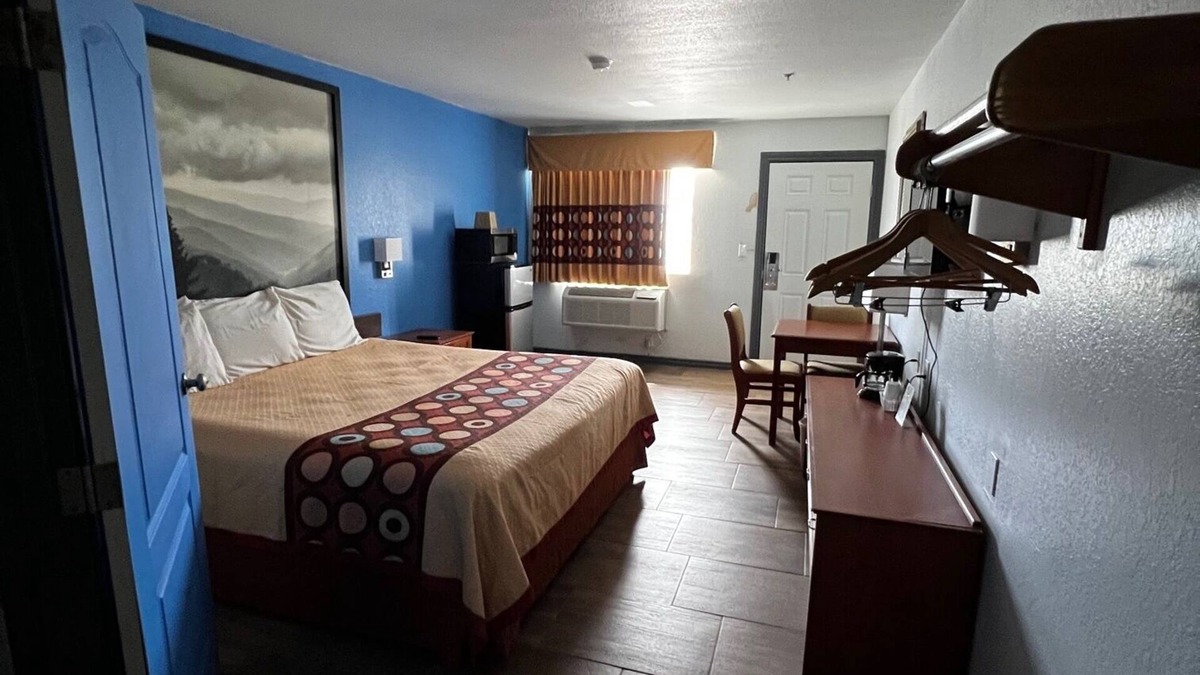 Aransas Pass Hotel | Conn Brown Harbour Inn