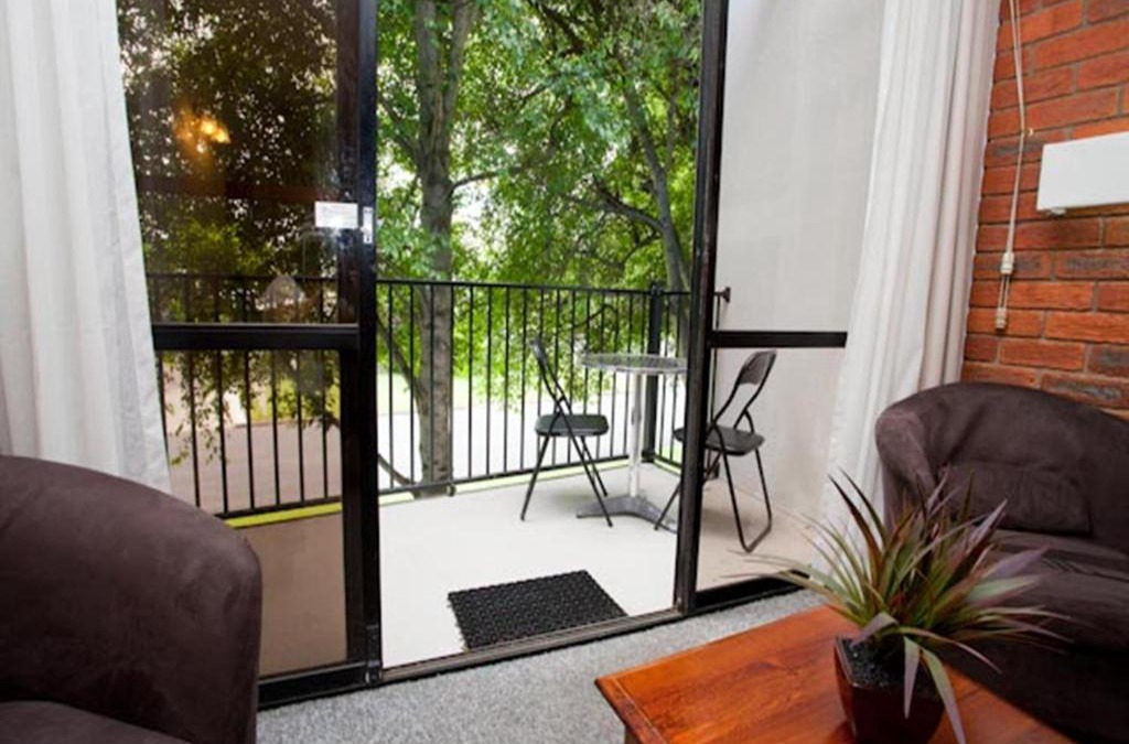 Traralgon Hotel | Connells Motel & Serviced Apartments