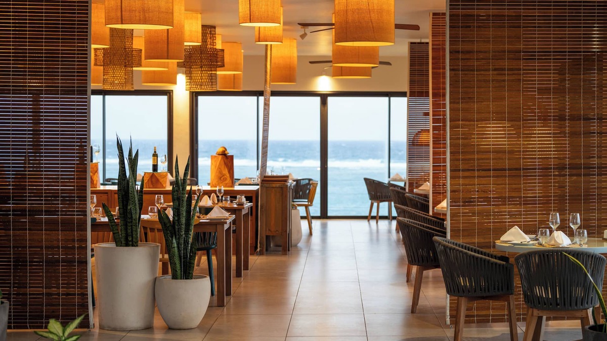 Coromandel Hotel | Constance Tekoma. Rodrigues