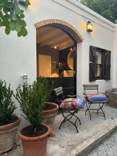 Alphen Apartment | Constantia Calm