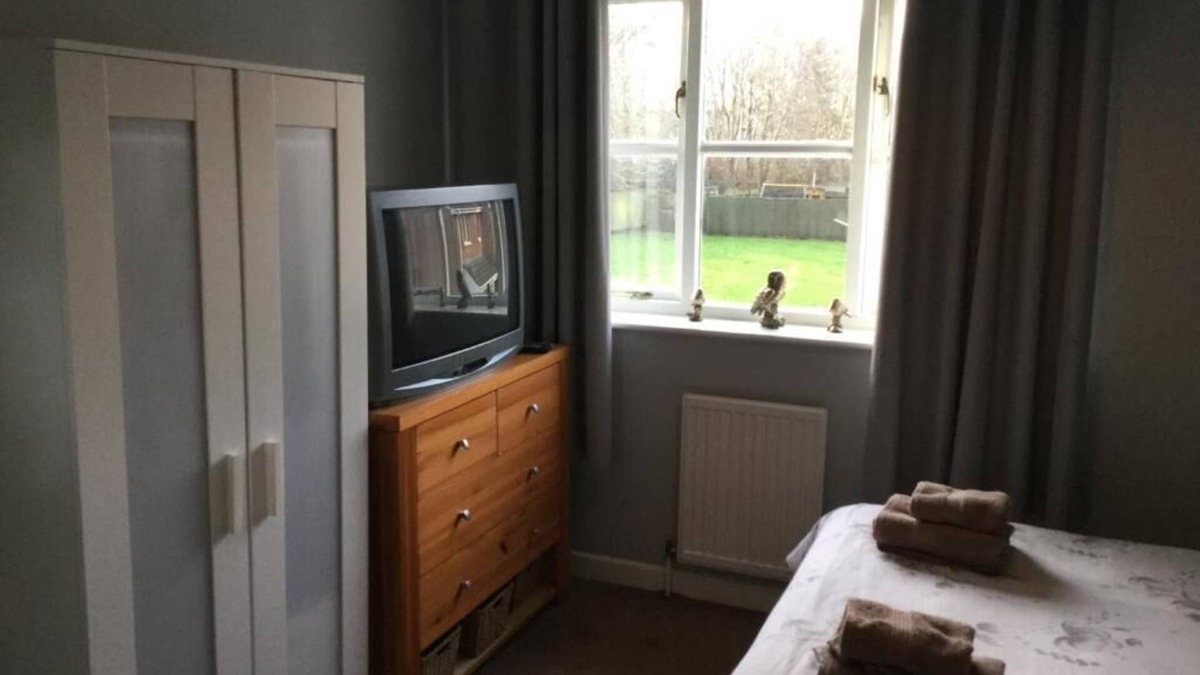 Cannards Grave Bed & Breakfast | Constantine Court Homestay nShared bathroom with owner