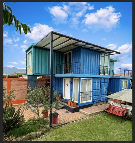 Cajica Apartment | Container convertido en acogedor apartamento