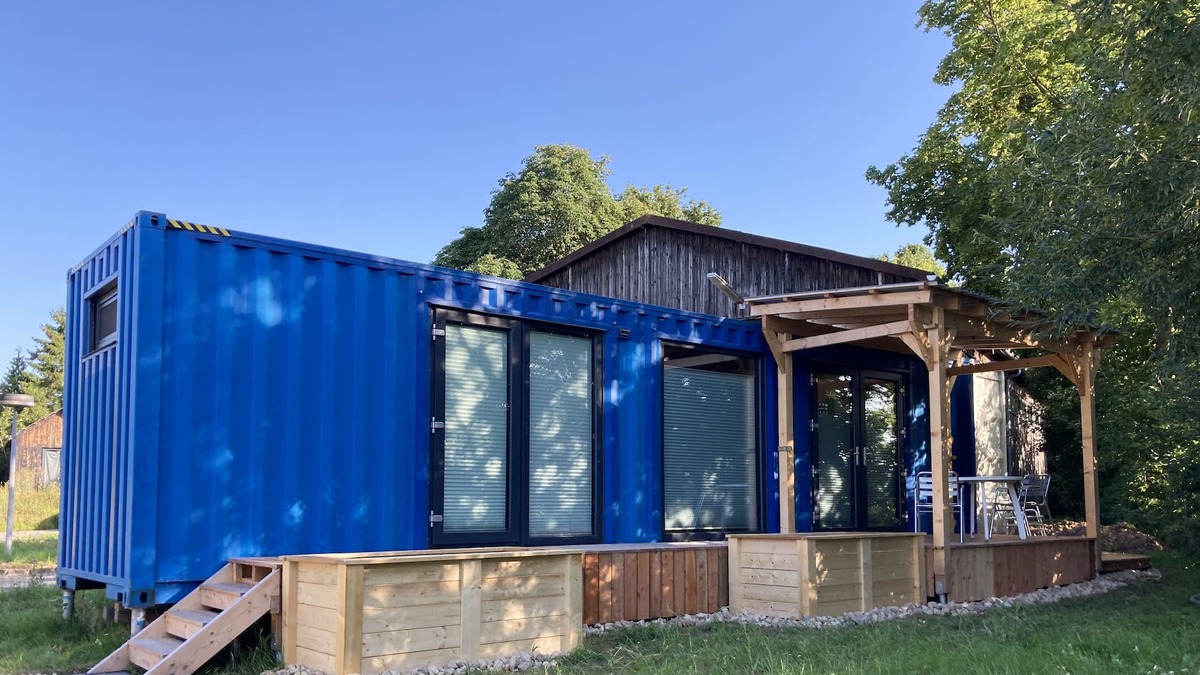 Scheuerfeld House | Container Tiny House mit Parkplatz, Glasfaser, Netflix, Veranda