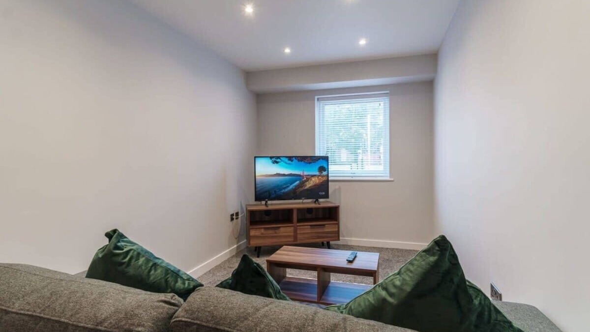 Georgian Quarter Apartment | Contemporary 1 Bedroom Apartment in Liverpool
