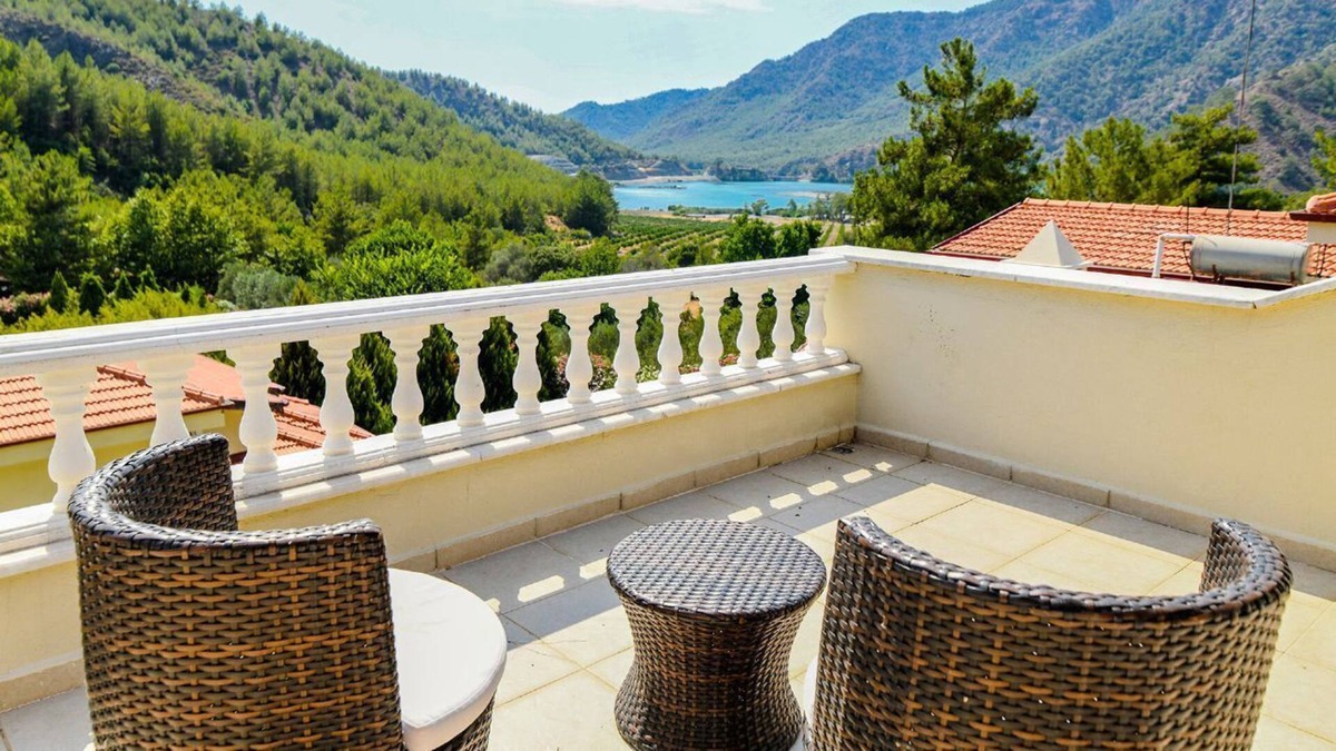 Dalaman Villa | Contemporary 4BR Villa W/ Stylish Garden Dalaman Villa 1052