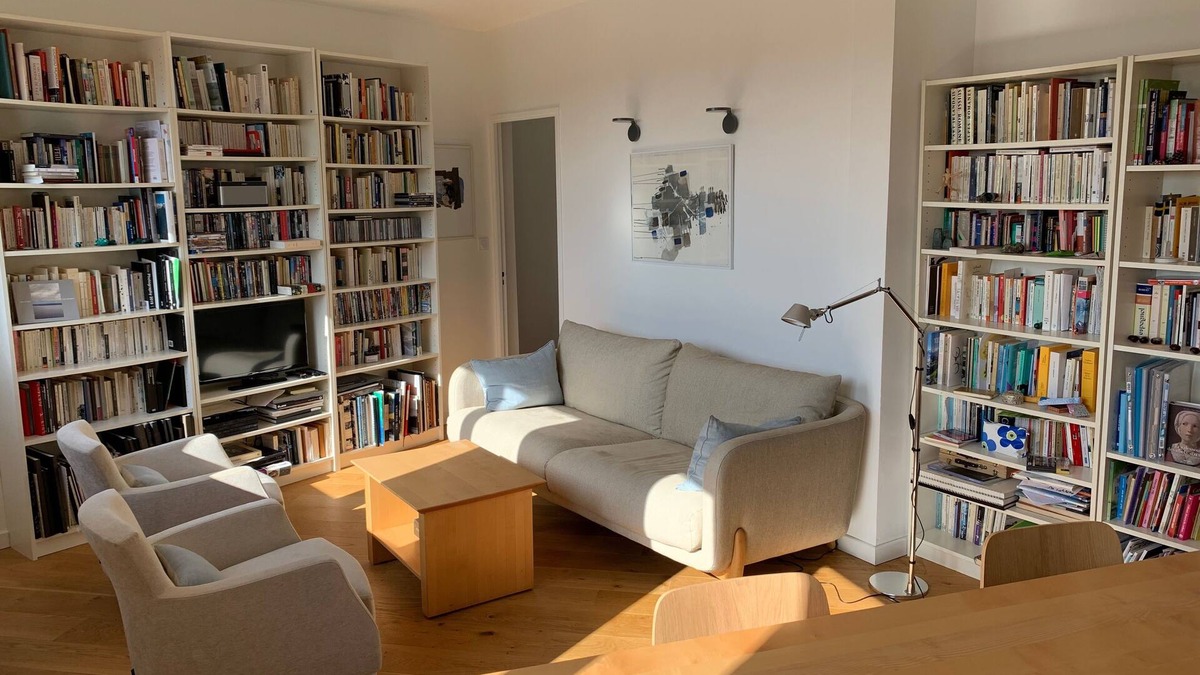 Toulouse South-East Apartment | Contemporary apartment on the banks of the Canal du Midi.85 m2. Private garage.