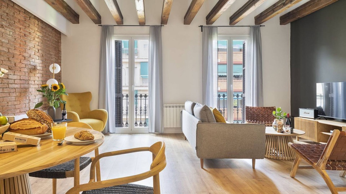 el Fort Pienc Apartment | Contemporary APT steps to Arc de Triomf-Born