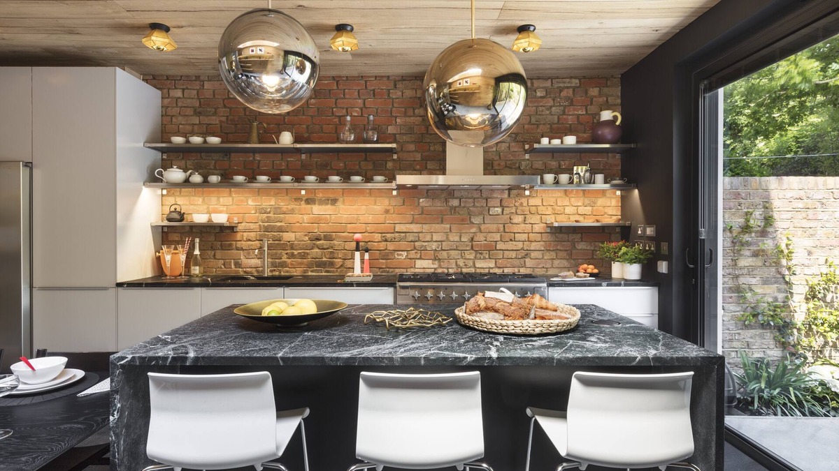 Kilburn House | Contemporary Boutique Residence