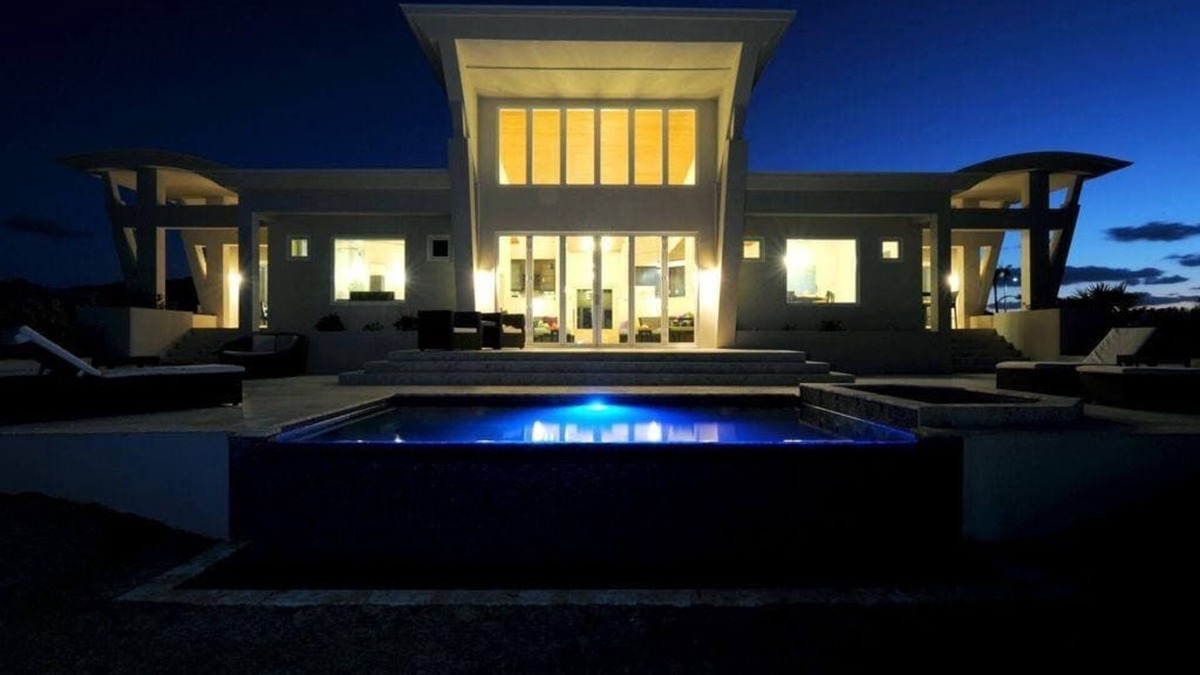 Governor's Harbour Villa | Contemporary Beach Villa w/Private Pool