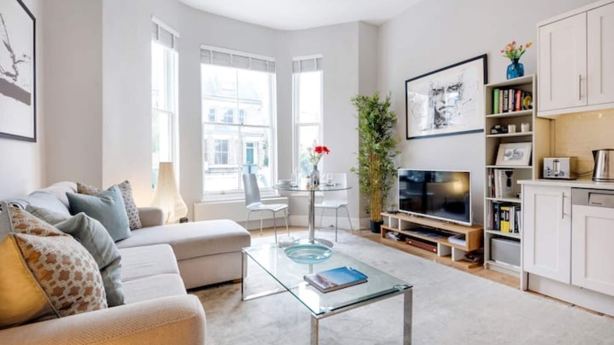 Northcote Apartment | Contemporary Clapham Living