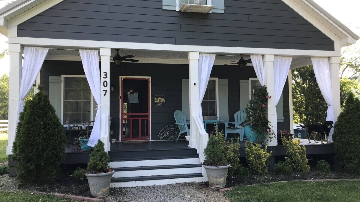 Pewee Valley Cottage | Contemporary Cottage with 2 HUGE COVERED PORCHES!