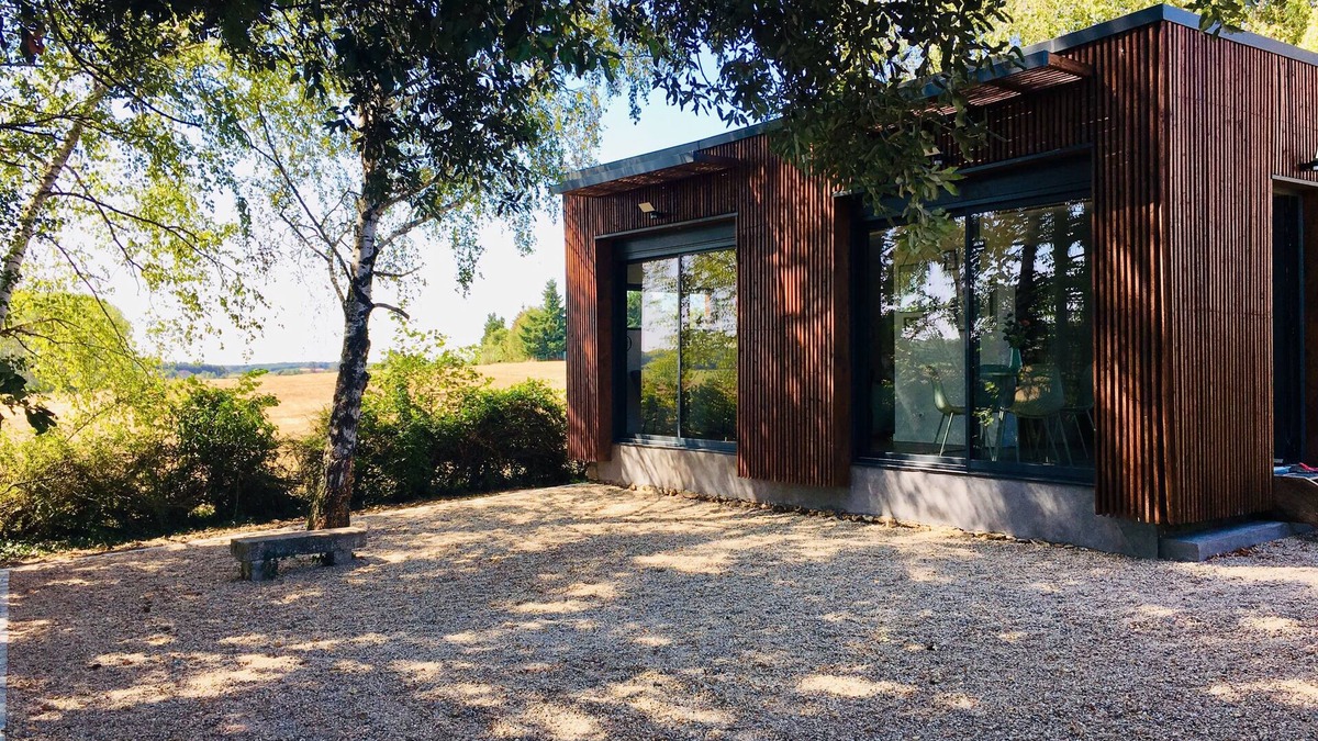 Lancome Apartment | Contemporary Cottage in Nature