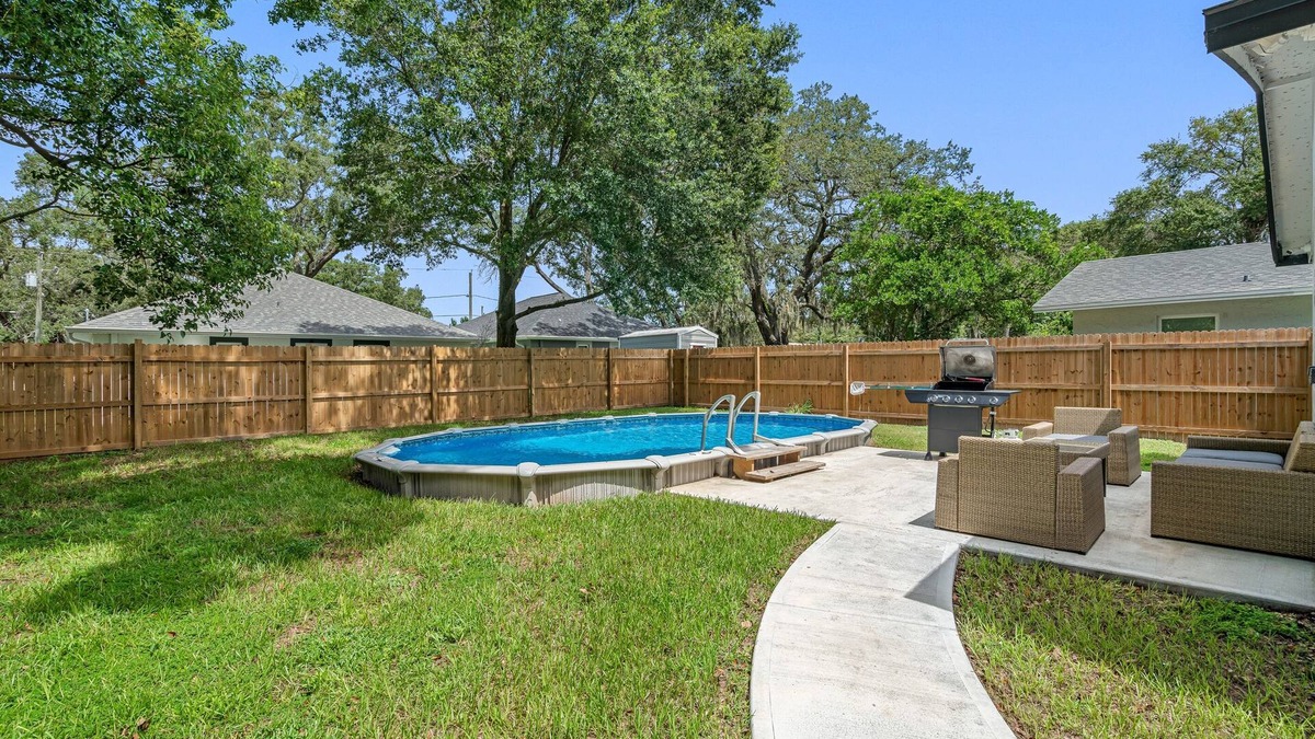 Sulphur Springs House | Contemporary & Fully Updated Heated Pool Home
