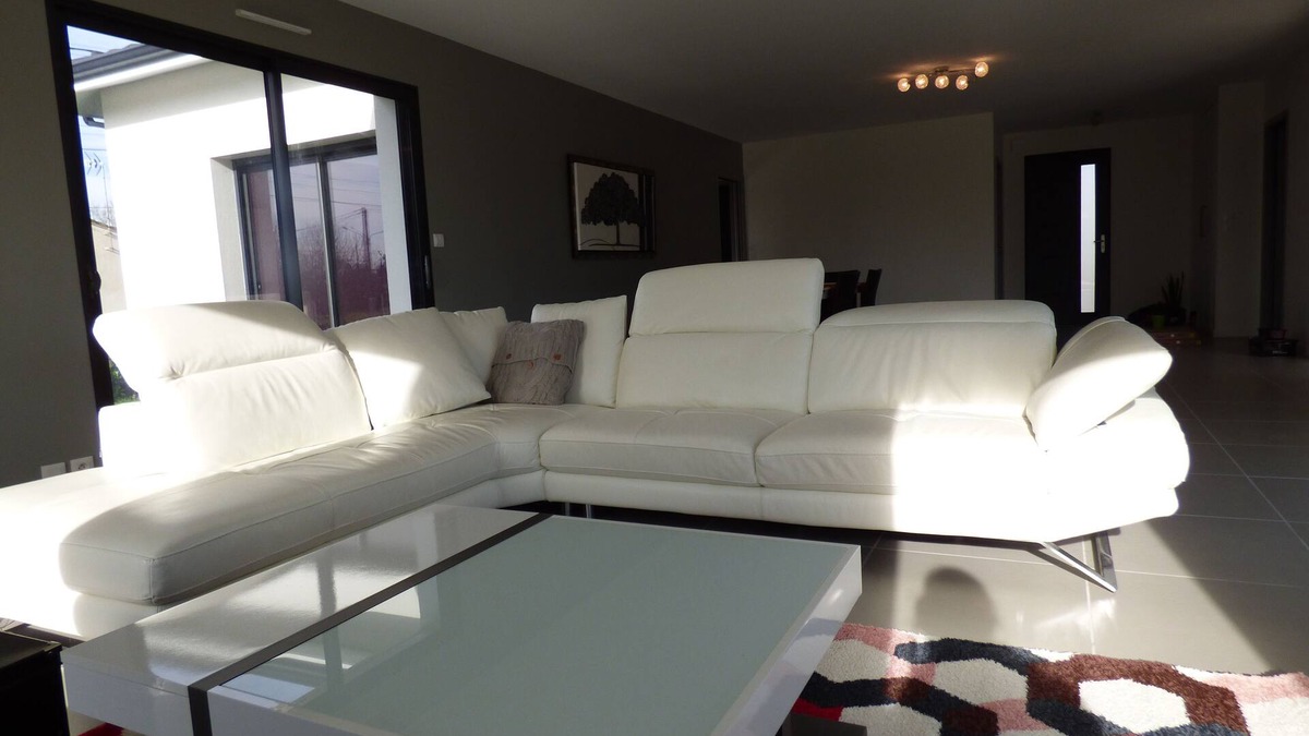 Le Pizou House | CONTEMPORARY HEATED POOL HOUSE
