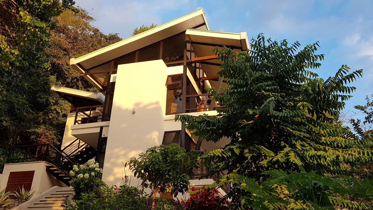 Puerto Carrillo House | Contemporary hillside home overlooking the Pacific Ocean.