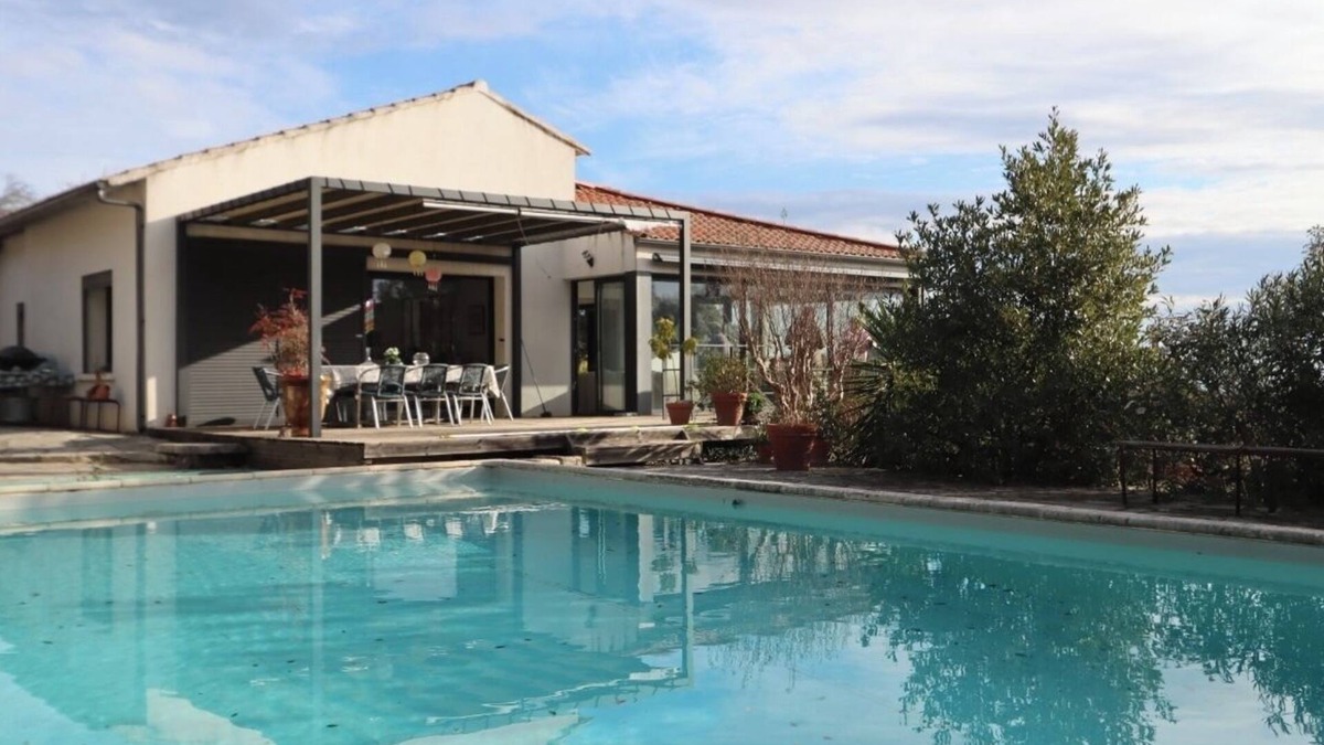Pignan House | Contemporary house in the garrigue