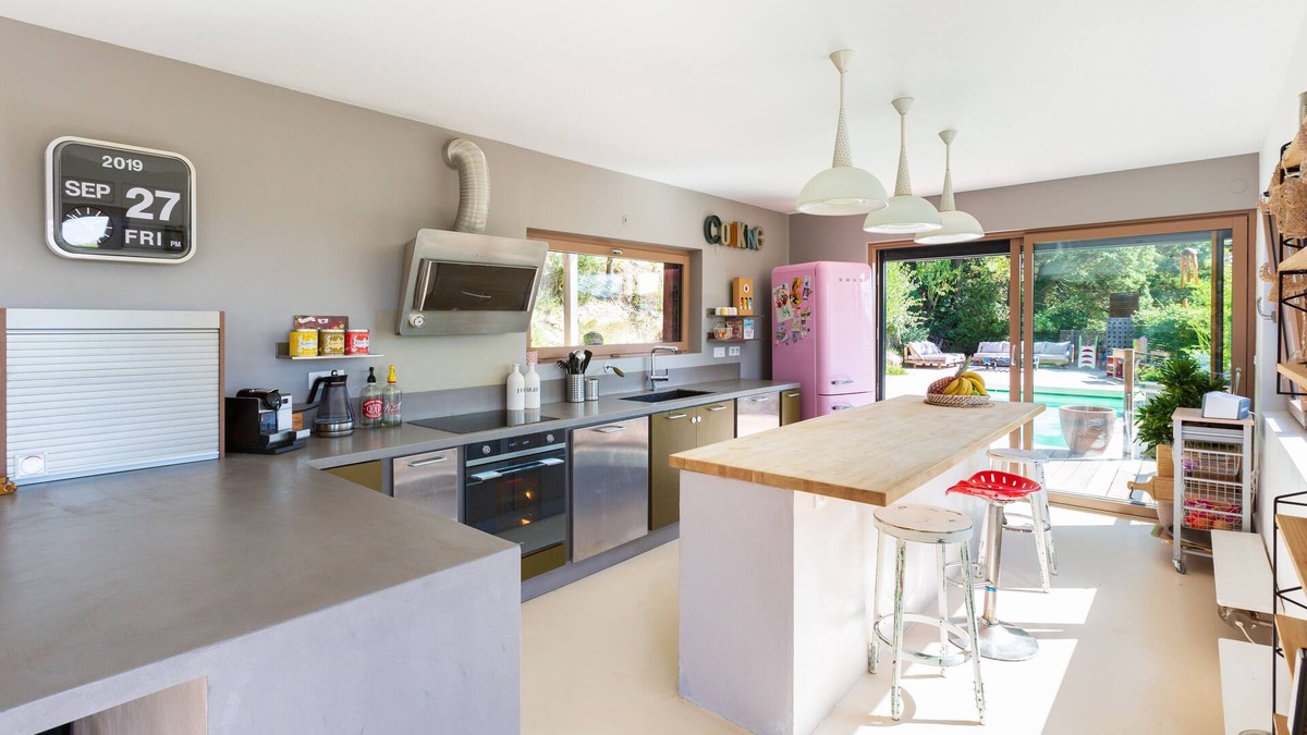 Pennautier Villa | ★ Contemporary house with heated pool ★
