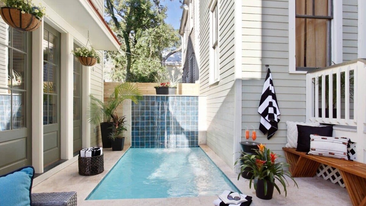 Dixon Park House | Contemporary, Luxury Compound | Heated Pool