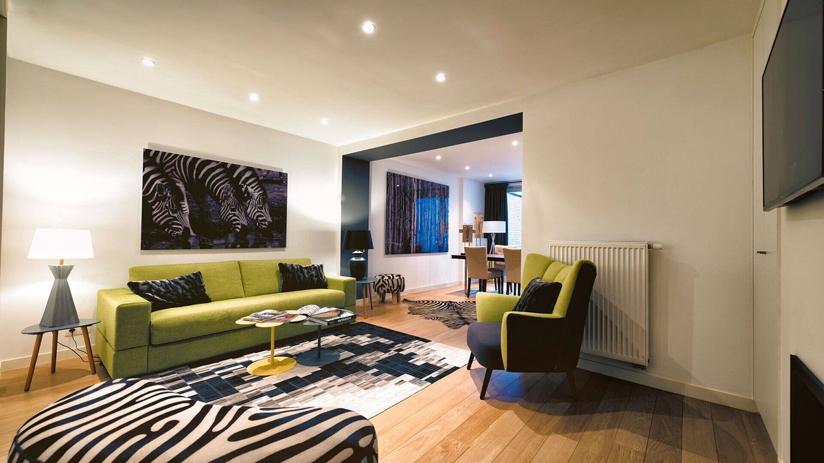 Postel Apartment | Contemporary One-Bedroom Apartment with Private Garden - Avenue Louise