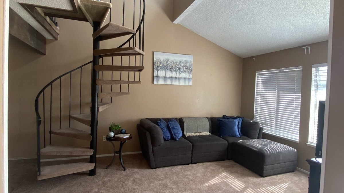 West Park Community Condo | Contemporary Peaceful Getaway with Ample Parking