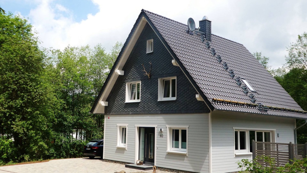 Landkreis Goslar House | Contemporary resin dream with comfort
