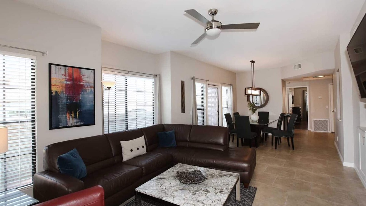 South Scottsdale Condo | Contemporary Scottsdale Condo Near Old Town & McCormick Ranch