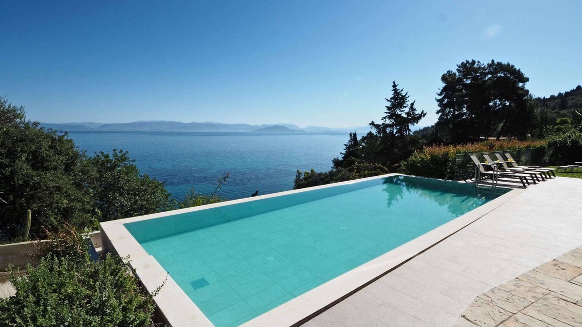 Notos Villa | Contemporary Seafront Villa, A/C, Private Pool, Amazing Views - Walking Distance to Beach & Tavernas