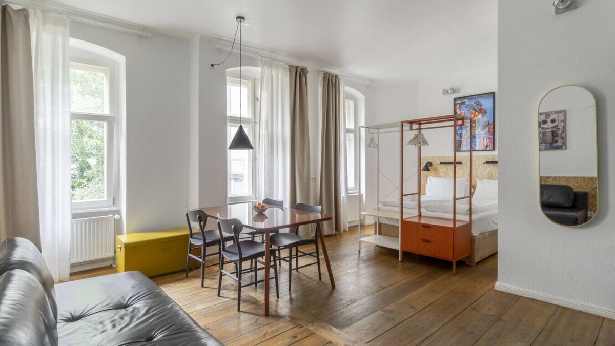 Friedrichshain Apartment | Contemporary Studio Mooeve 8