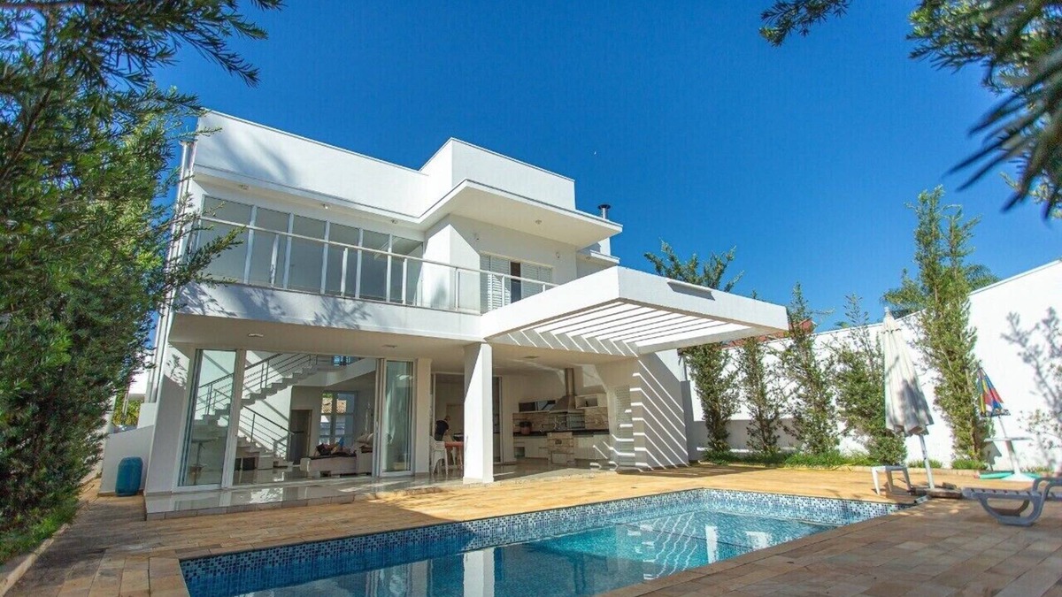 Estancia das Flores House | Contemporary style house with 4 suites and 6 bathrooms in gated community