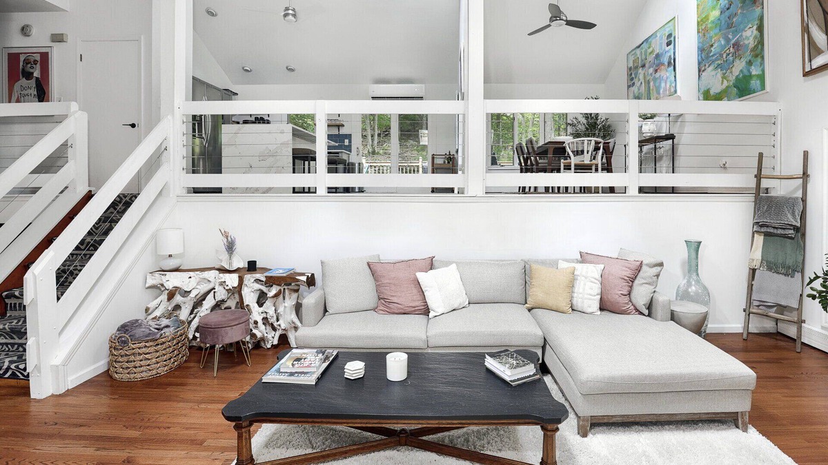 Hopewell Junction House | Contemporary art lovers escape nestled, minutes to Fishkill Village and...