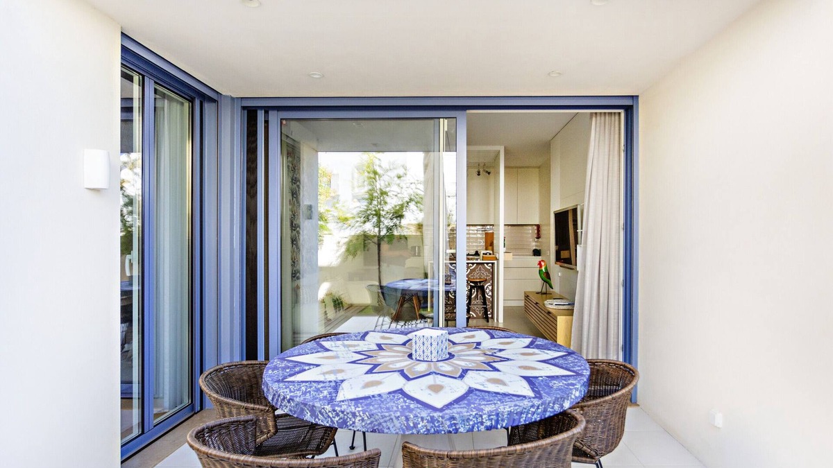 Conceicao e Cabanas de Tavira Apartment | Contemporary, with patio and pool