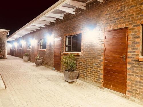 Komani House | Conti-INN Guesthouse