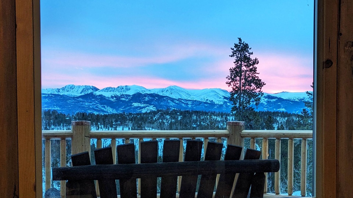 Winter Park Highlands House | Continental Divide Views! New Log Home w/Hot Tub!