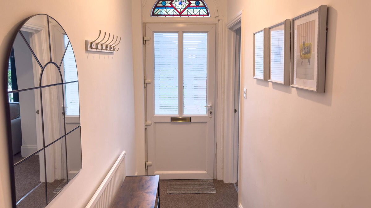 Norwich House | Contractor Family Friendly Spacious 4 Bed House