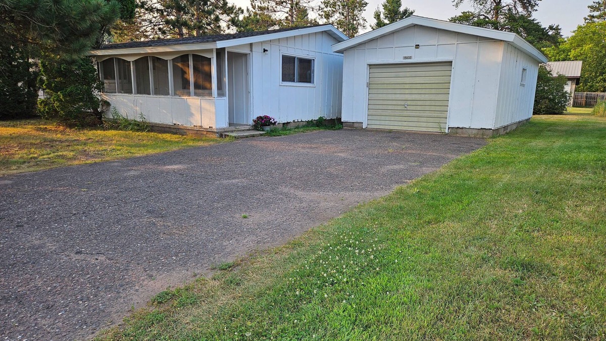 Hayward House | Convenient and comfortable 2 bedroom home in Hayward