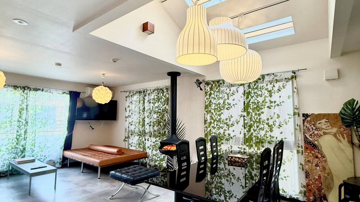 Toshima House | Convenient for sightseeing｜Walking distance from Komagome Station｜A house for rent in a shopping arcade📍.