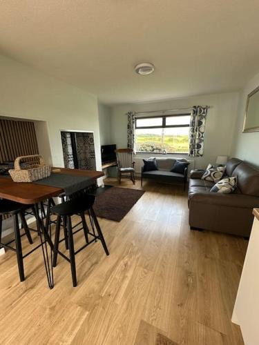 Coleraine House | Convenient North Coast Home