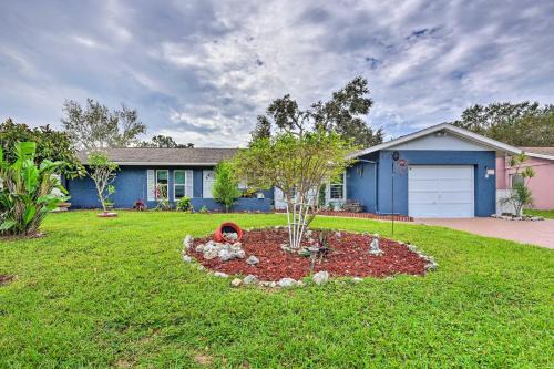 Whitfield Apartment | Convenient Sarasota Studio with Lush Backyard!