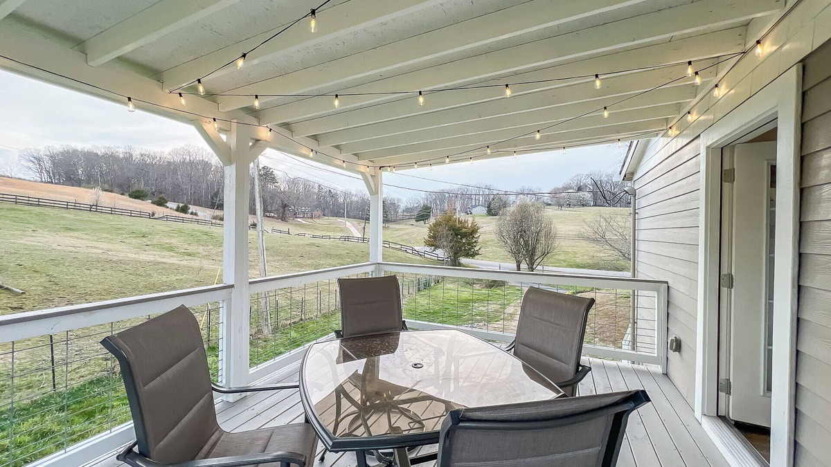 Lenoir City Cottage | Convenient to Knoxville/Oak Ridge/Farragut! - The Cottage at Williams Ferry Farm