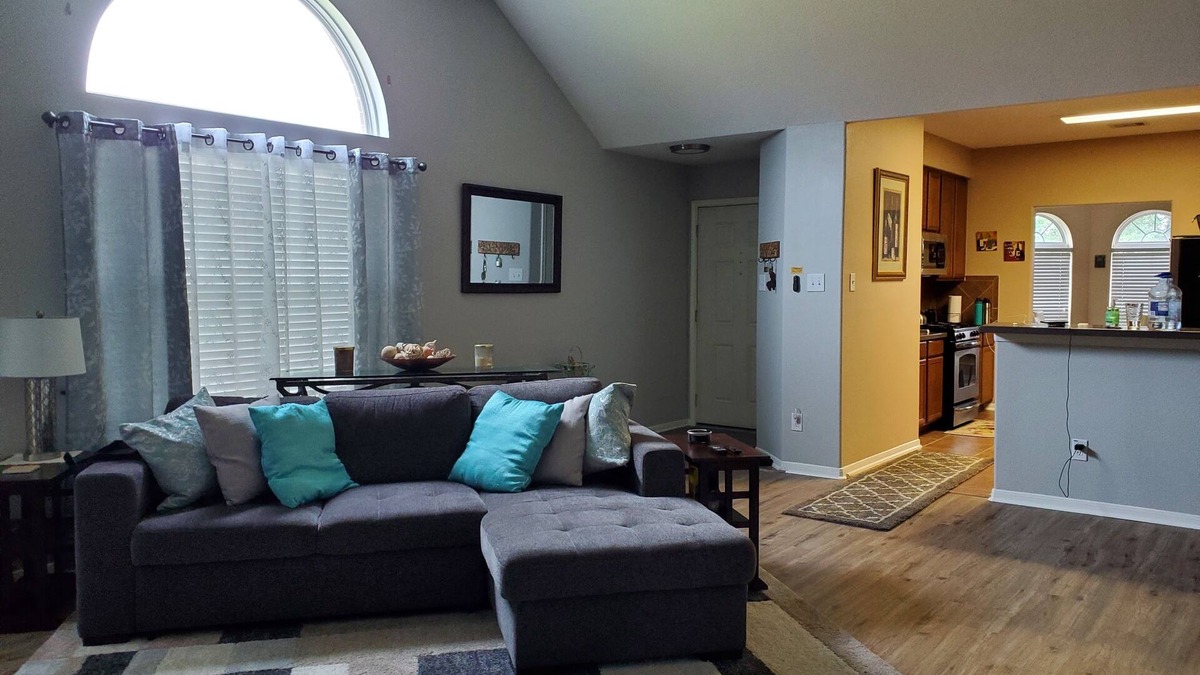 Spring House | Convenient to The Woodlands, Night-life and Concerts!