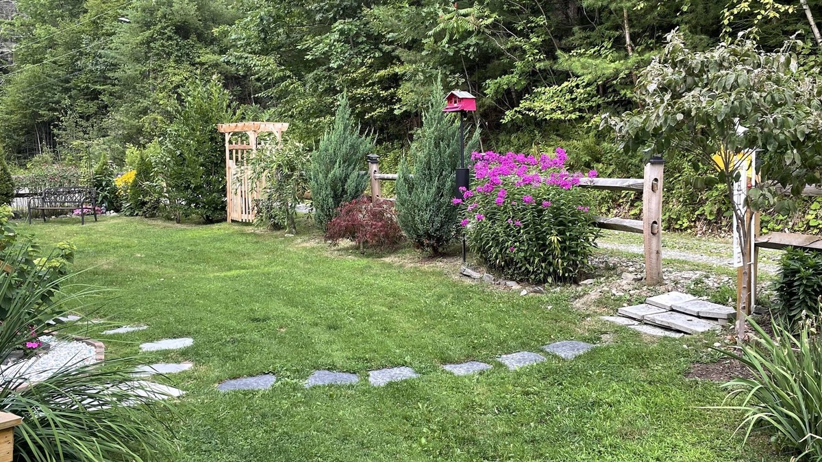 White River Junction Apartment | Convenient Location, Dog Friendly